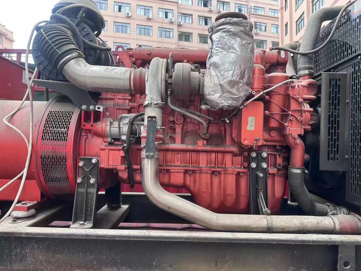 杭锦如何选择适合 600kW 柴油发电机组的过载保护器？